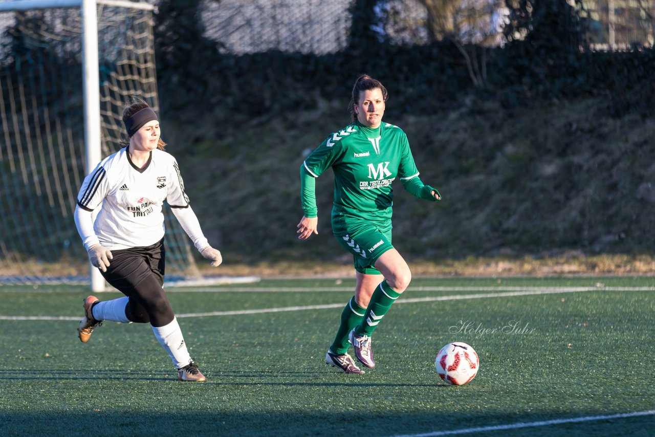 Bild 231 - Frauen SG Holstein Sued - SV Gruenweiss-Siebenbaeumen : Ergebnis: 0:2